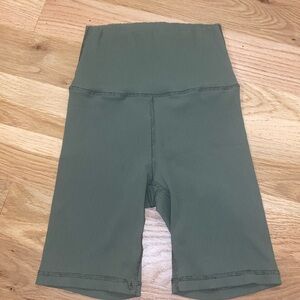 Aerie Offline Ribbed Athletic Workout Shorts, Green